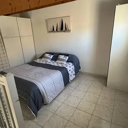 Апартаменти Ondines I Joli T2 Mezzanine Climatise Richelieu Cap D'agde Агд